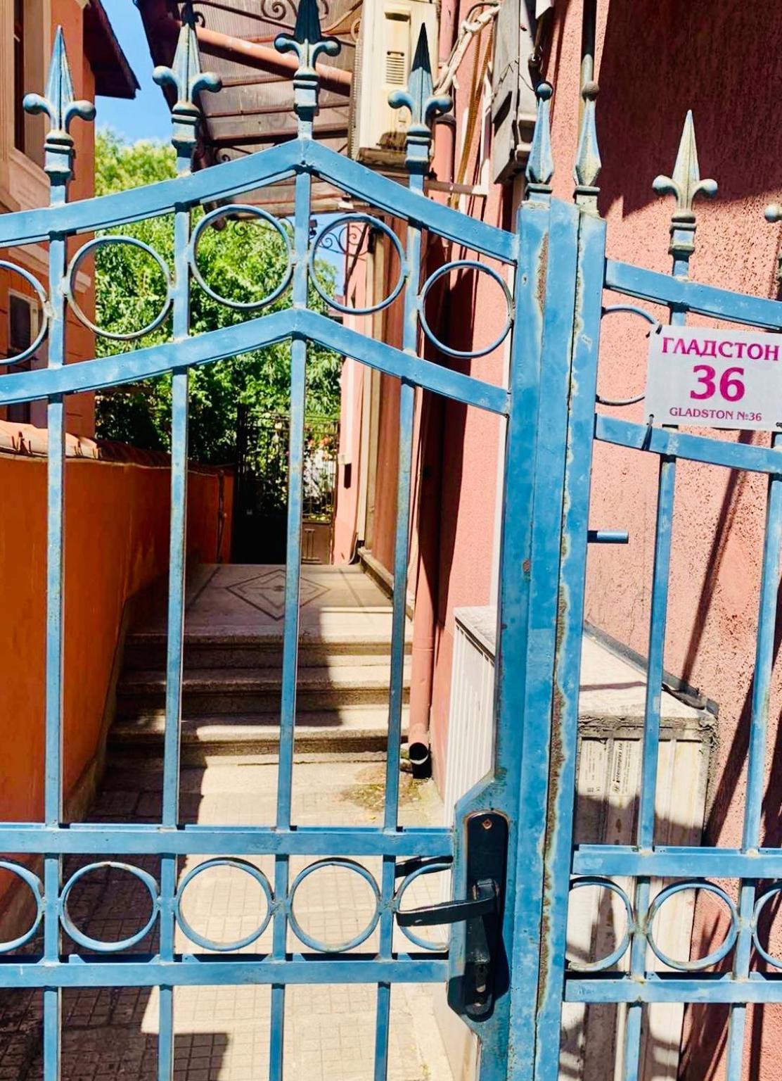 Art Apartment 36 Plovdiv Bagian luar foto